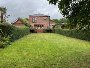 Photo 40- click for photo gallery